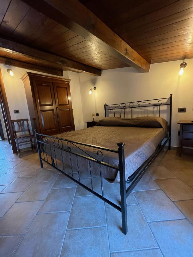 La Vie En Rose Bed & Breakfast Fondi Dış mekan fotoğraf