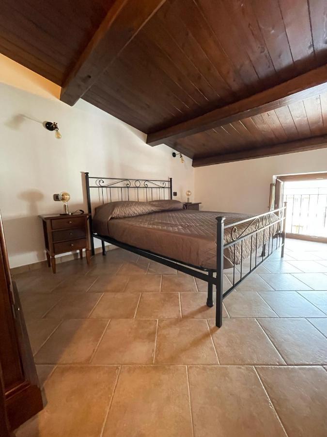 La Vie En Rose Bed & Breakfast Fondi Dış mekan fotoğraf